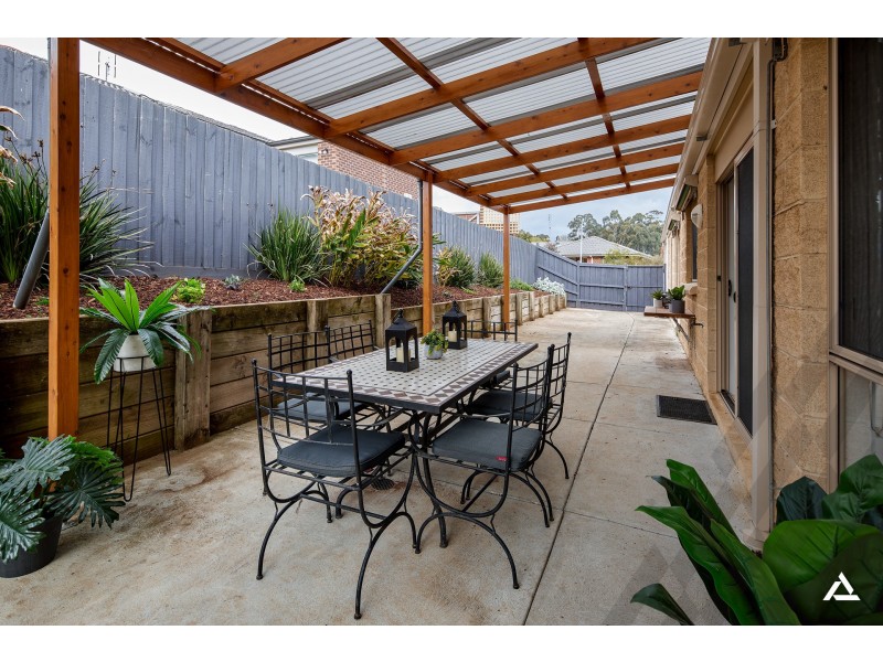 27 Mcmillan Drive, Warragul VIC 3820