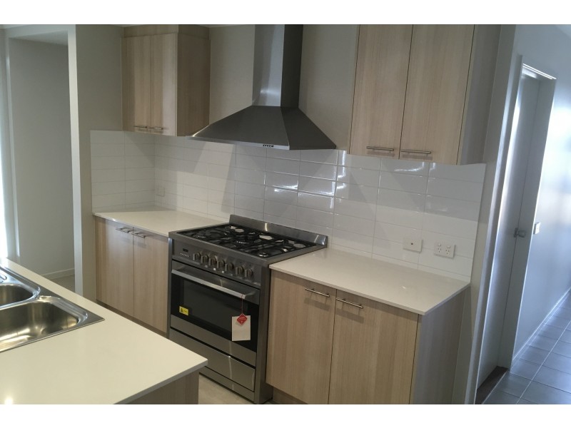 5 Cumberland Avenue, Warragul VIC 3820