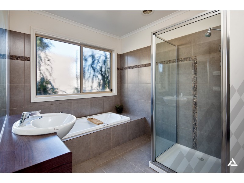 17 Winston Street, Yarragon VIC 3823