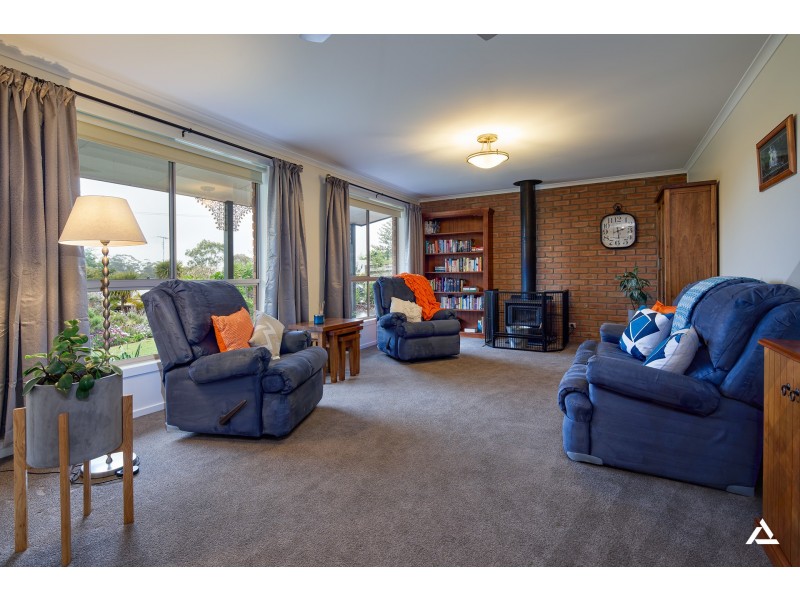 12 Bright Court, Drouin VIC 3818