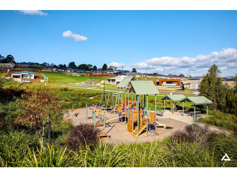 32 Sheoak Street, Warragul VIC 3820