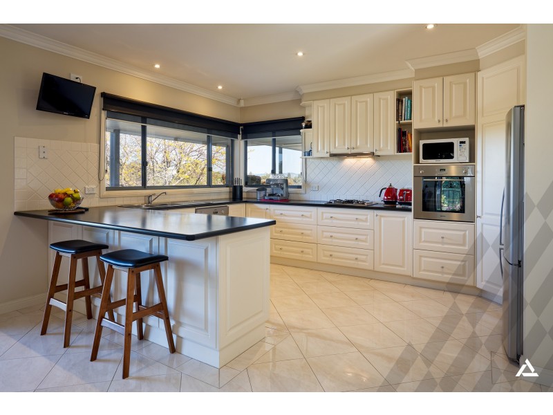 1 Deakin Court, Warragul VIC 3820