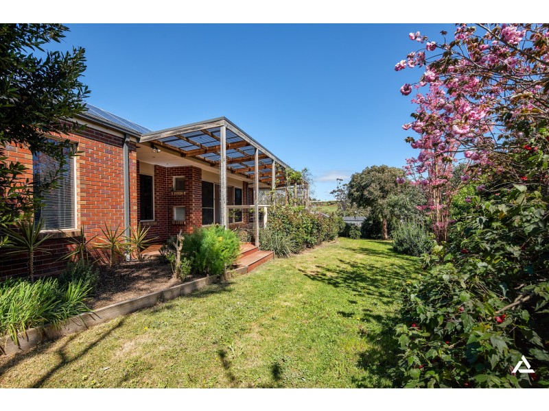 40 Cason Crescent, Warragul VIC 3820