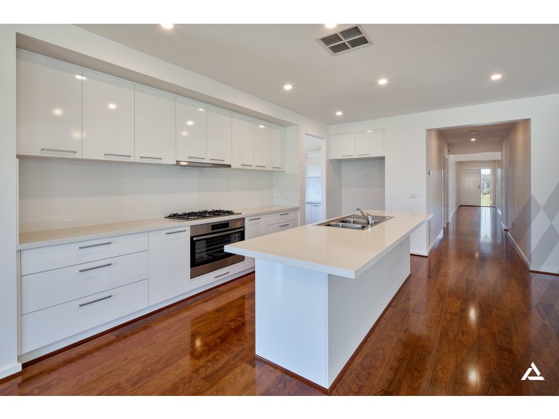 304 Settlement Road, Drouin VIC 3818