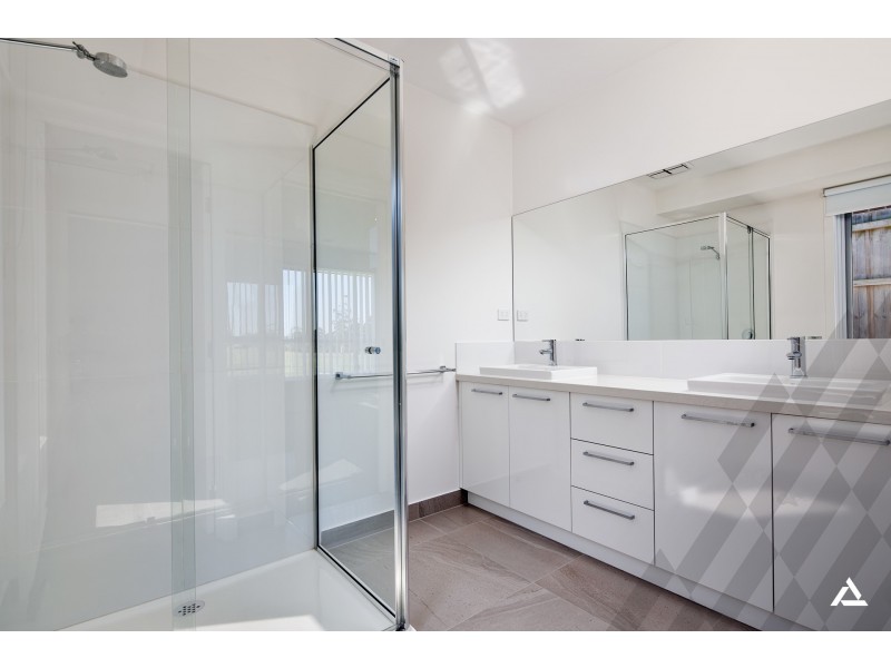 304 Settlement Road, Drouin VIC 3818