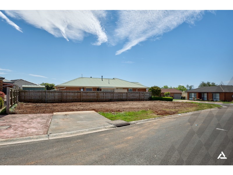 19 Rees Close, Drouin VIC 3818