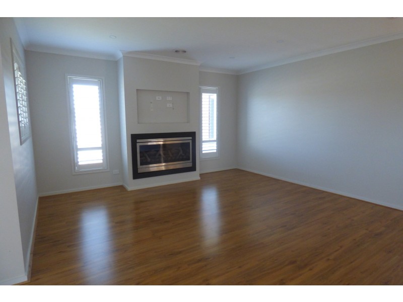 4 Timberside Avenue, Warragul VIC 3820