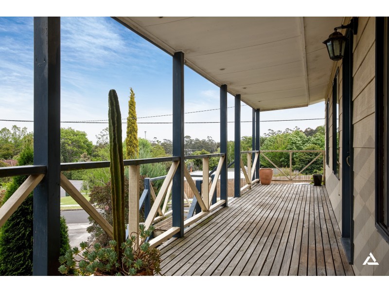 42 Acacia Street, Drouin VIC 3818