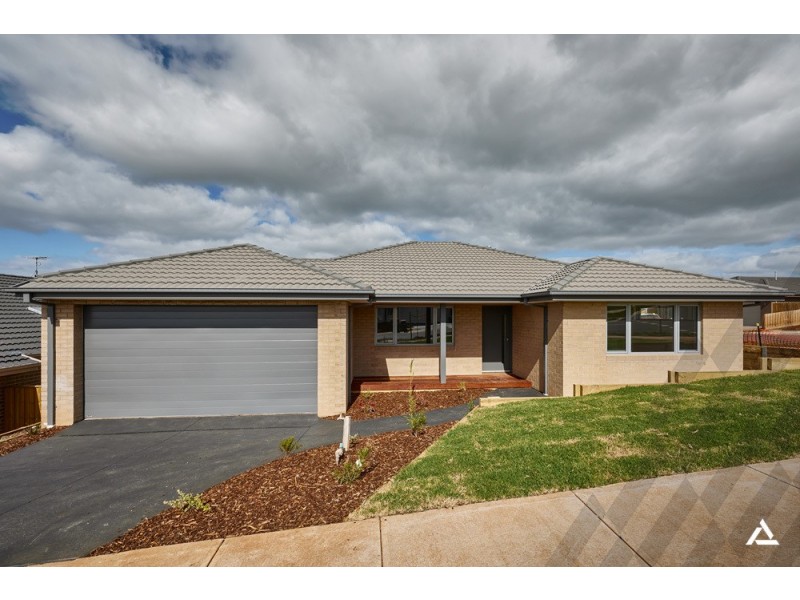 3 Saxon Road, Drouin VIC 3818