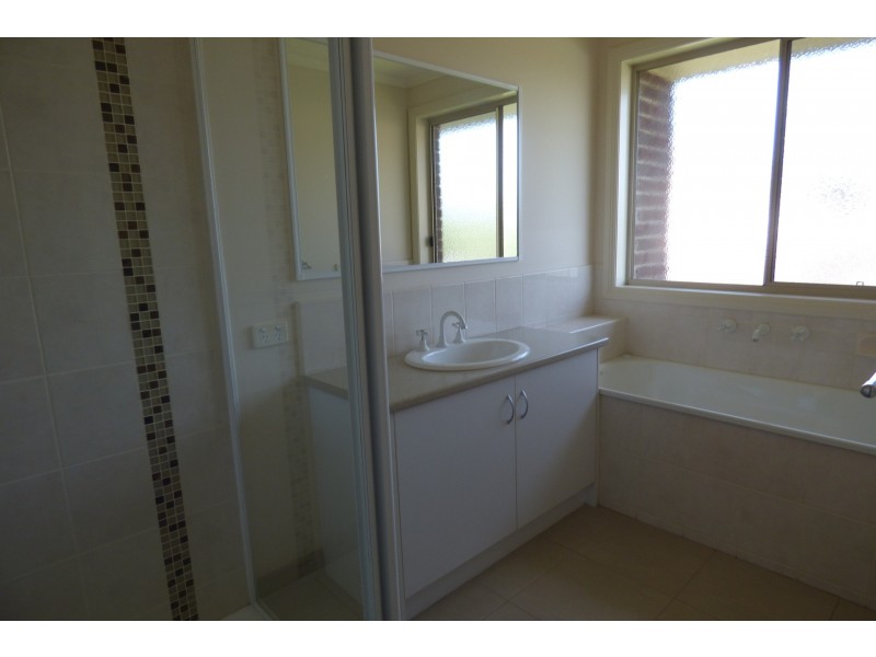 5 Tatterson Court, Warragul VIC 3820