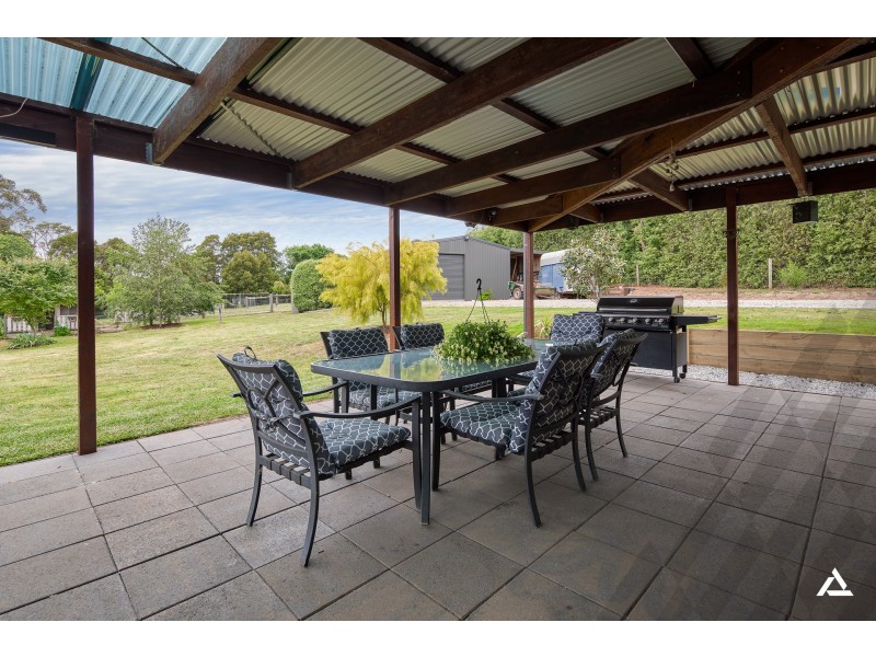 12 Settlers Rise, Drouin VIC 3818