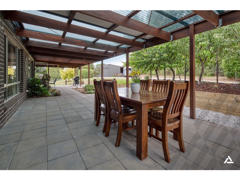 12 Settlers Rise, Drouin VIC 3818