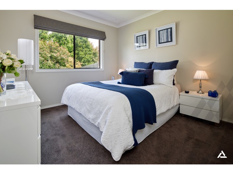 2 Oberon Place, Drouin VIC 3818