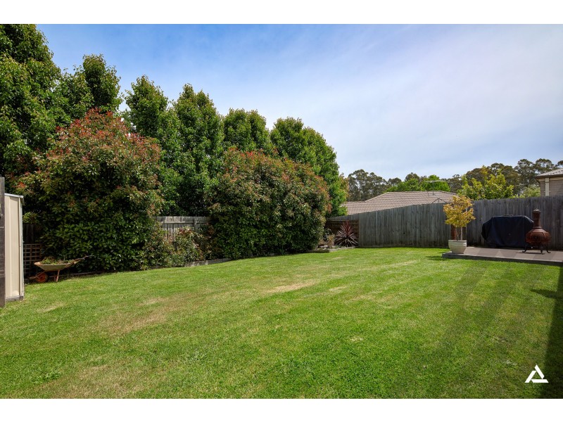 2 Oberon Place, Drouin VIC 3818