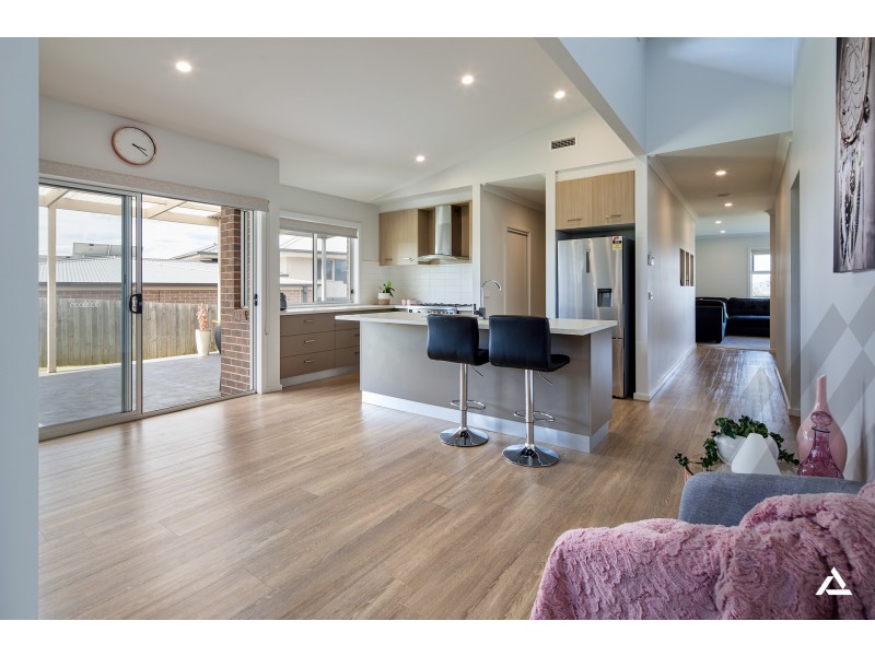 13 Ruby Close, Warragul VIC 3820