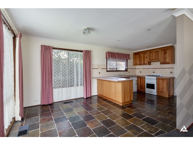 40 Hopetoun Road, Drouin VIC 3818