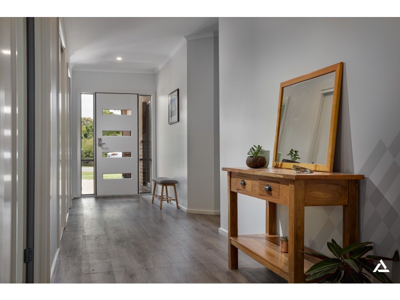 7 Rulemount Road, Warragul VIC 3820