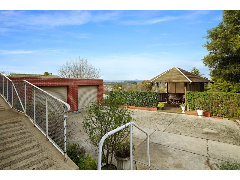 24 Clifford Street, Warragul VIC 3820