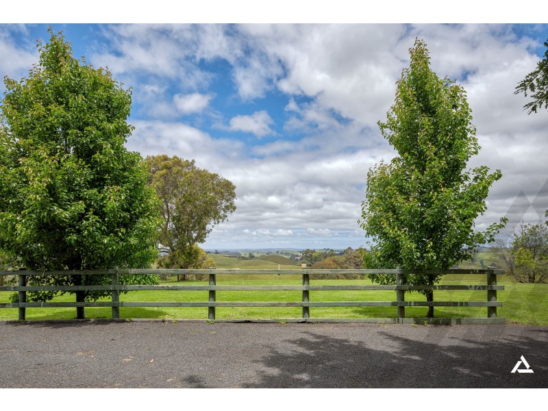 355 One Chain Road, Kardella VIC 3951