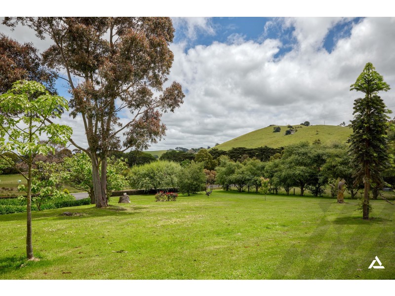 355 One Chain Road, Kardella VIC 3951