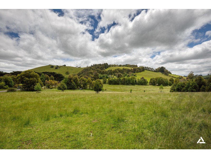 355 One Chain Road, Kardella VIC 3951