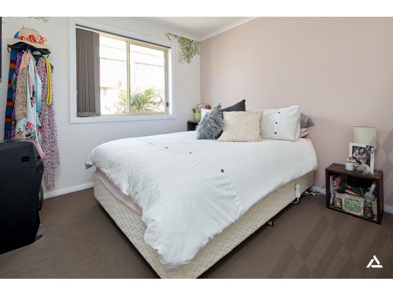 6 Folkstone Court, Drouin VIC 3818