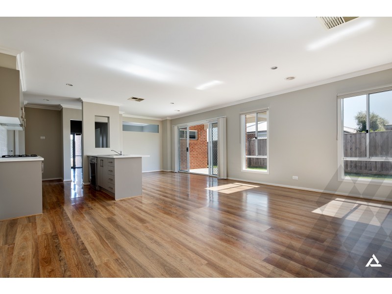 13 Armadale Drive, Warragul VIC 3820