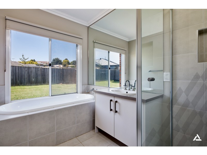 13 Armadale Drive, Warragul VIC 3820