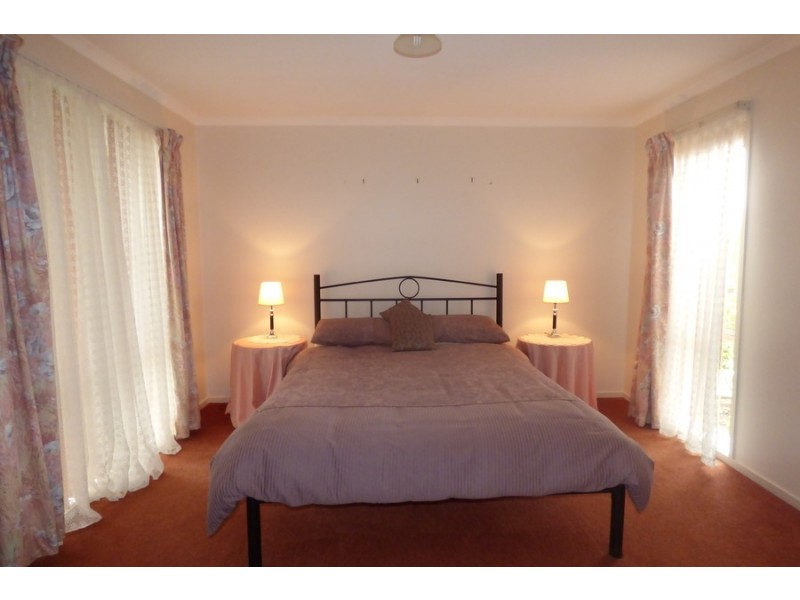 1 Gwinear Court, Warragul VIC 3820