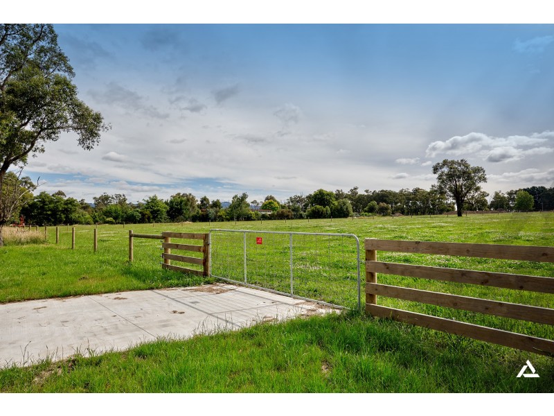 7 Streitbergs Road, Darnum VIC 3822