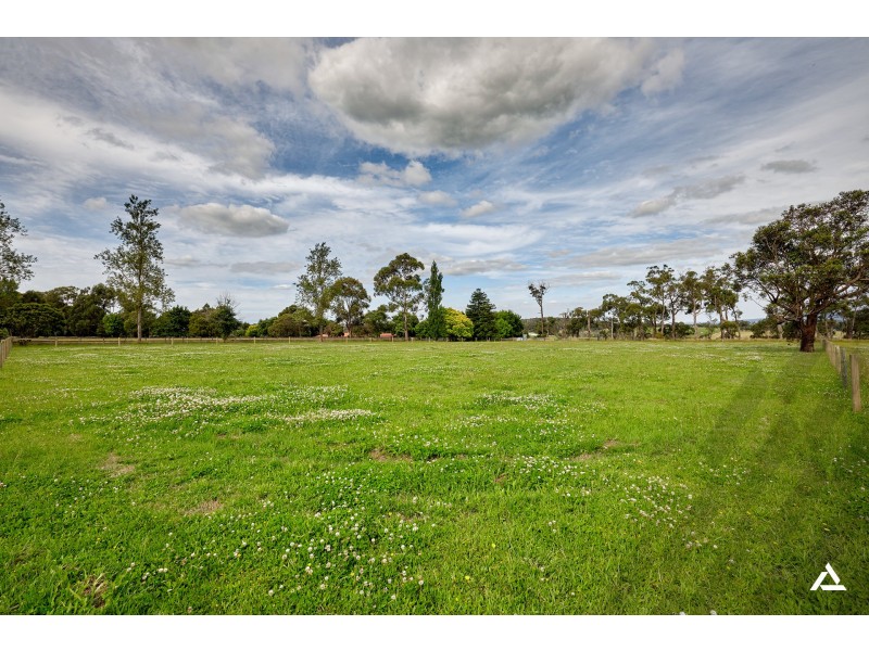 7 Streitbergs Road, Darnum VIC 3822