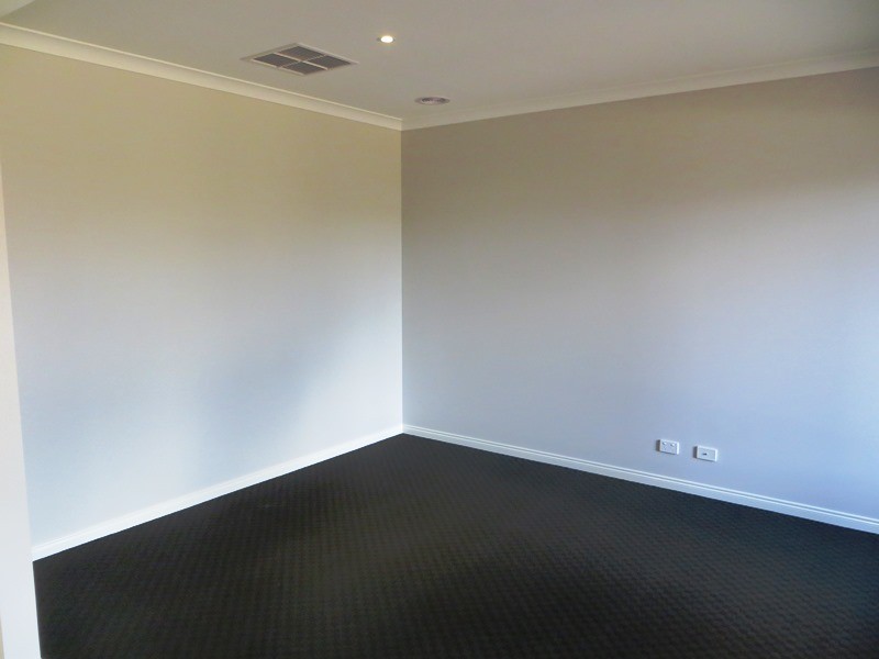 13 Cedarwood Drive, Warragul VIC 3820