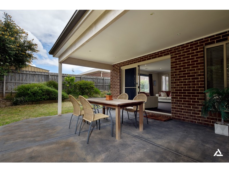 3 Rimfire Avenue, Drouin VIC 3818
