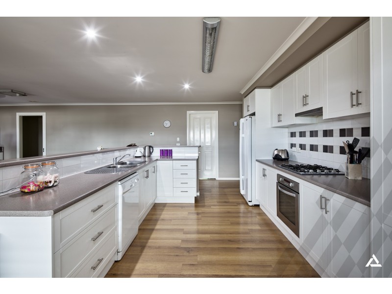 30 Munro Street, Warragul VIC 3820