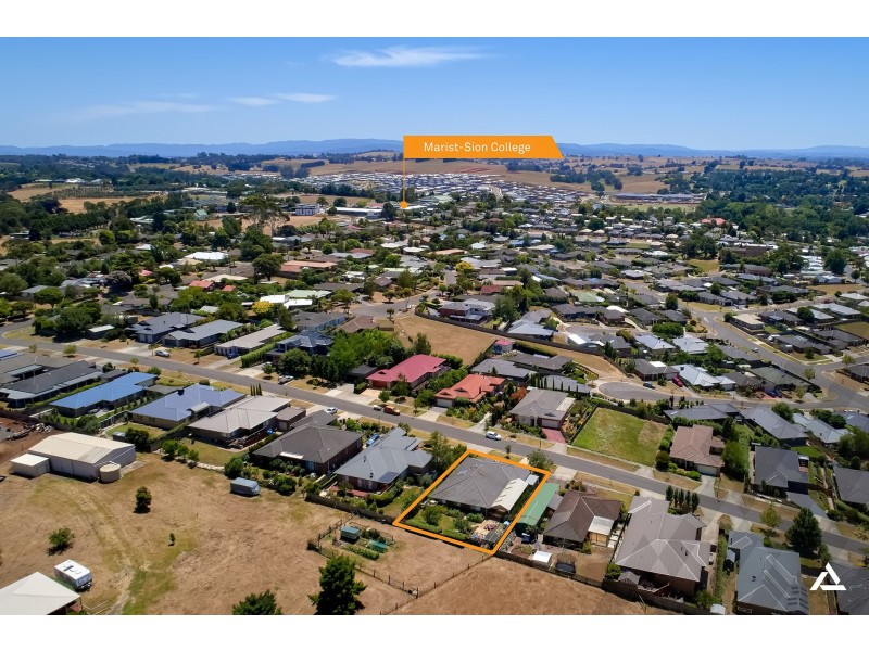 30 Munro Street, Warragul VIC 3820
