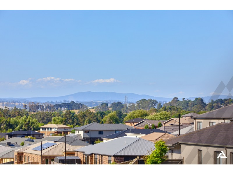 75 McNeilly Road, Drouin VIC 3818