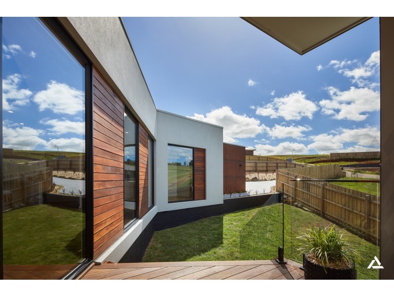 9 Jacaranda Court, Warragul VIC 3820