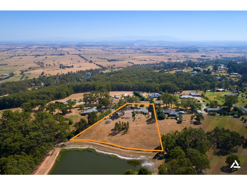 23 Waratah Way, Trafalgar East VIC 3824