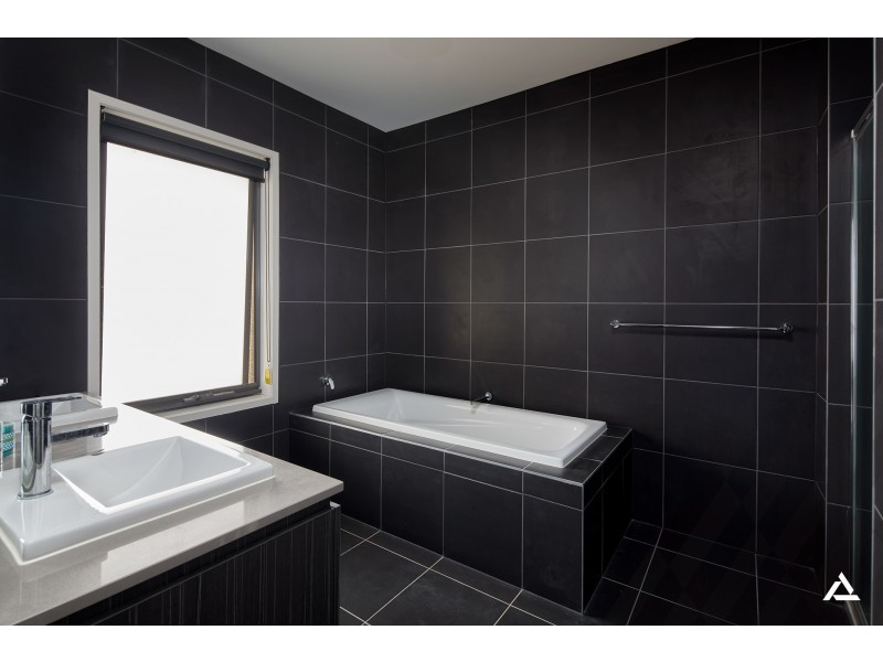 7 Bonnyview Rise, Drouin VIC 3818