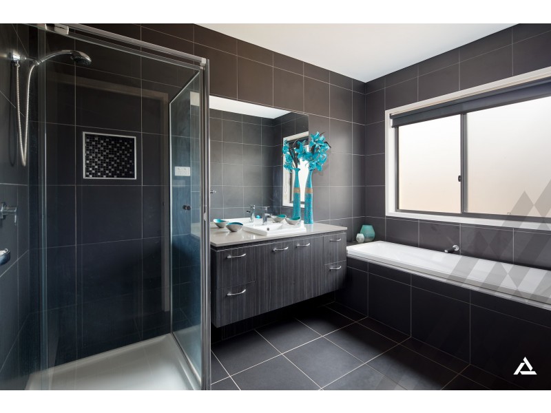 7 Bonnyview Rise, Drouin VIC 3818