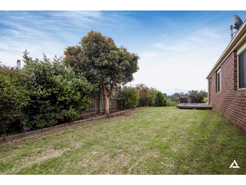 12 Mayfair Drive, Drouin VIC 3818