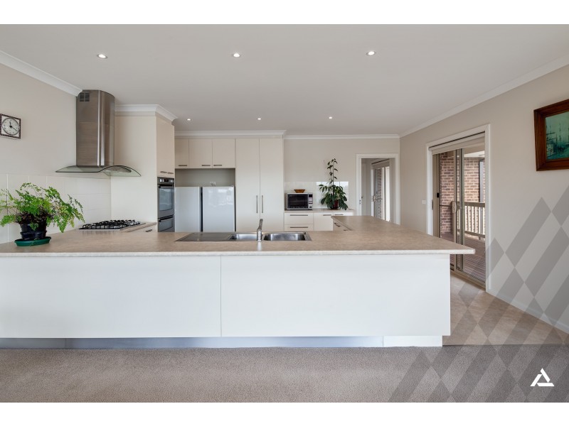19 Paulan Court, Warragul VIC 3820