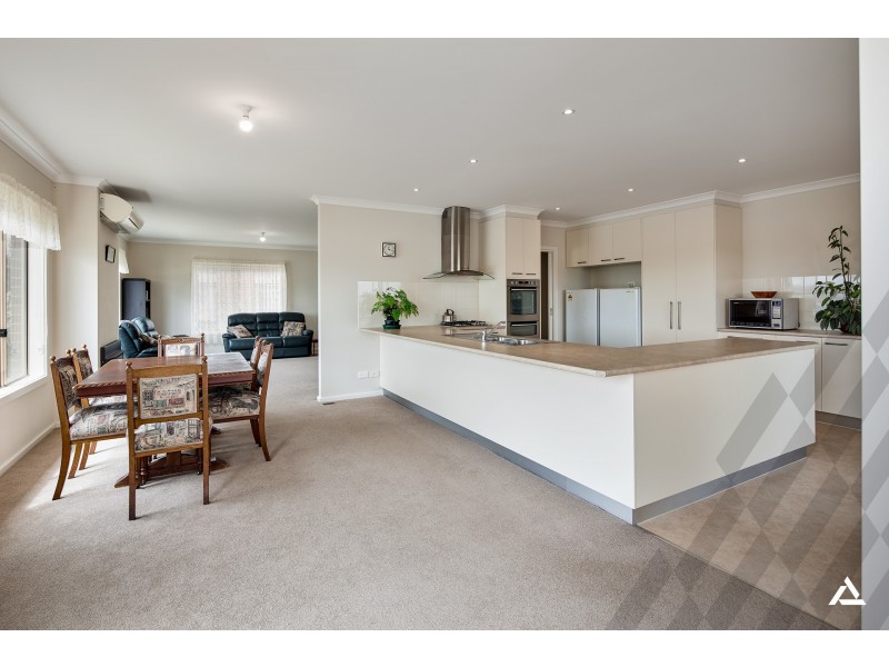 19 Paulan Court, Warragul VIC 3820