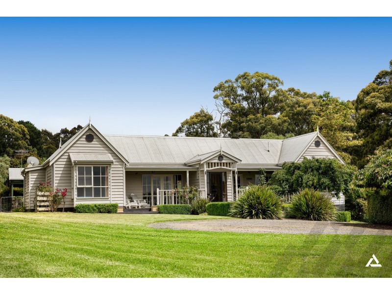 14 Weirs Road, Narracan VIC 3824