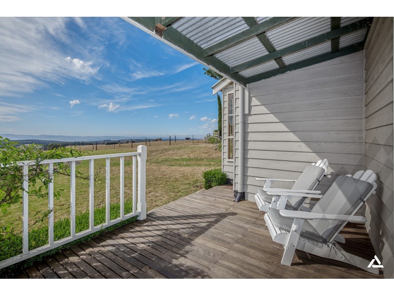 14 Weirs Road, Narracan VIC 3824