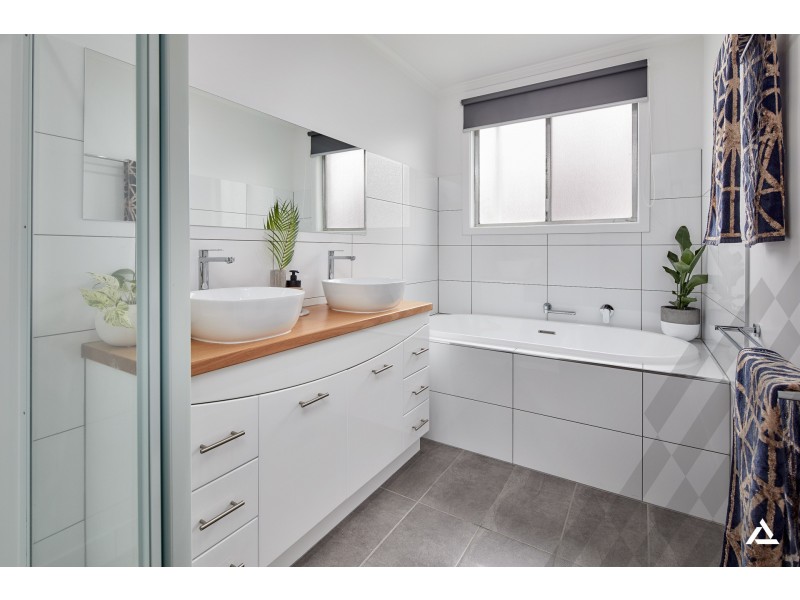 22 Toorak Avenue, Warragul VIC 3820