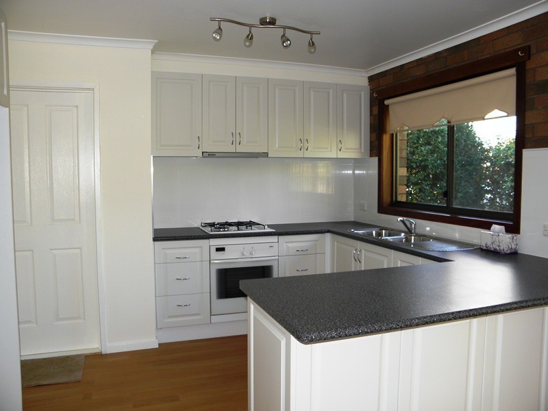 2/26 MacArthur Street, Warragul VIC 3820