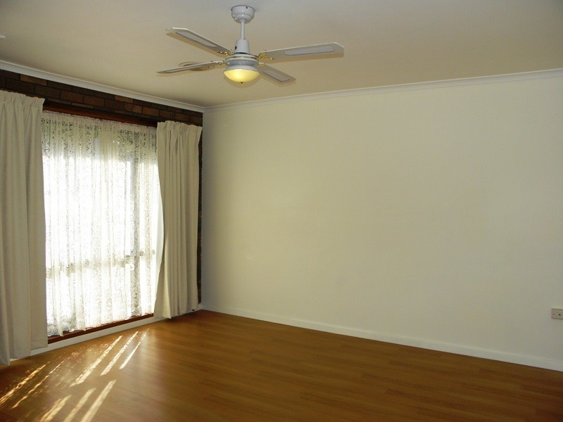 2/26 MacArthur Street, Warragul VIC 3820