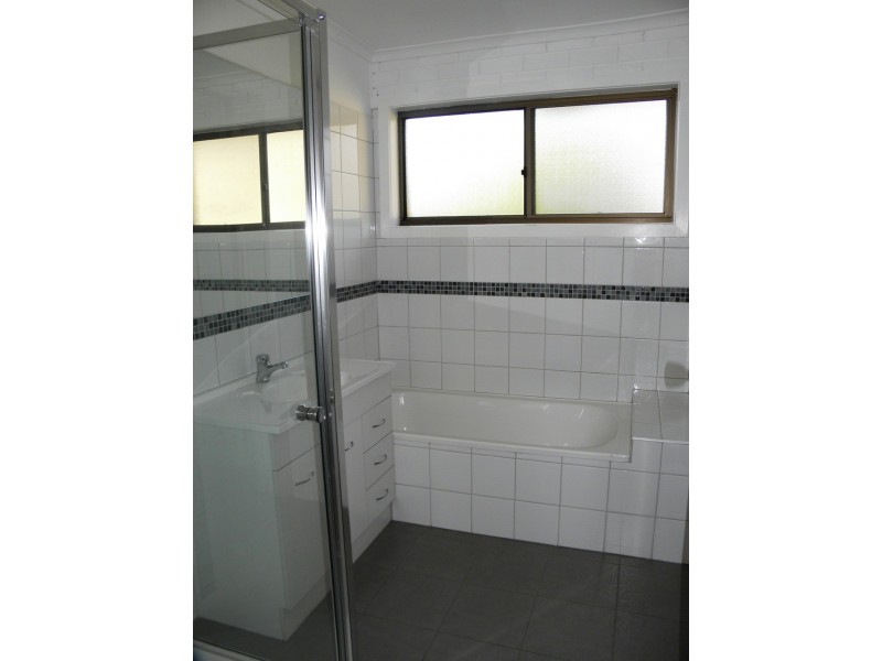 2/26 MacArthur Street, Warragul VIC 3820