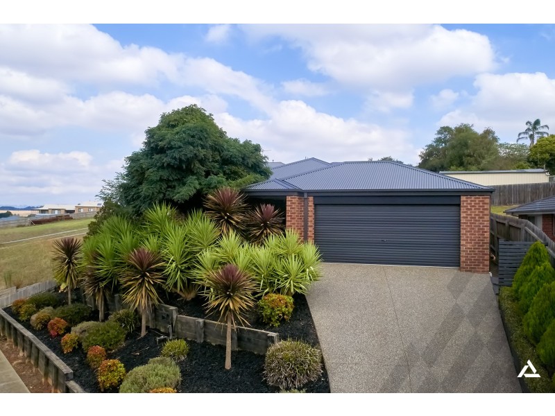 6 Melzak Way, Warragul VIC 3820